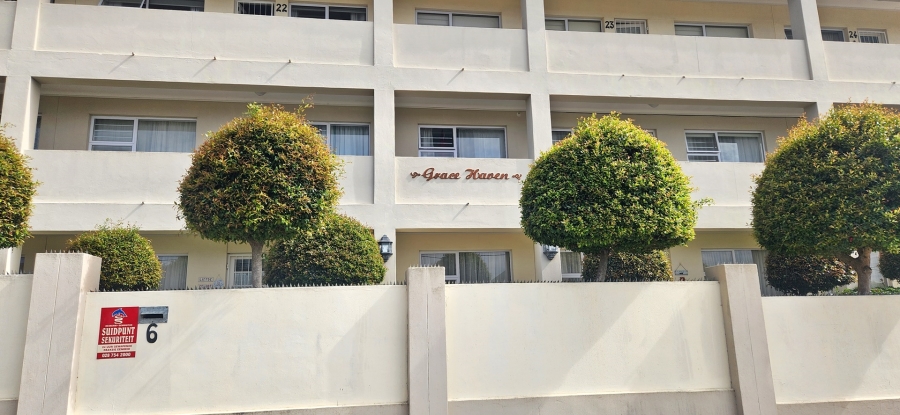 1 Bedroom Property for Sale in Bredasdorp Western Cape